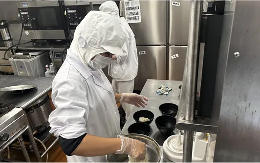 食品製造の様子