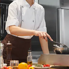 外食業